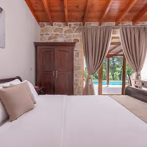 ***** Ξενοδοχείο Alia Palace & Ελλάδα