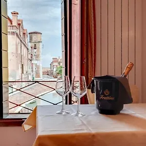 Heart Of Biennale Appartement Venetië