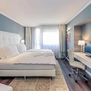 hotellátogatás